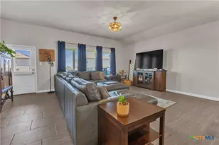 766 Farmers Dell, New Braunfels, TX 78130 - Photo 14