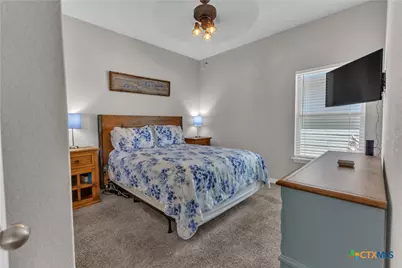 766 Farmers Dell, New Braunfels, TX 78130 - Photo 6