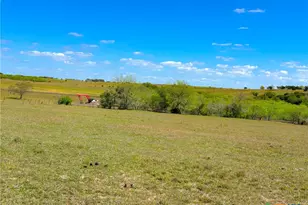 1037 Co Rd 340, Shiner, TX 77984 - Photo 34