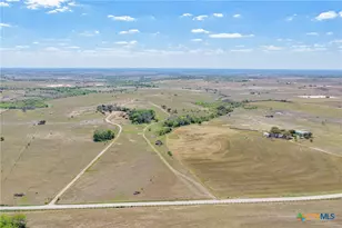 1037 Co Rd 340, Shiner, TX 77984 - Photo 32