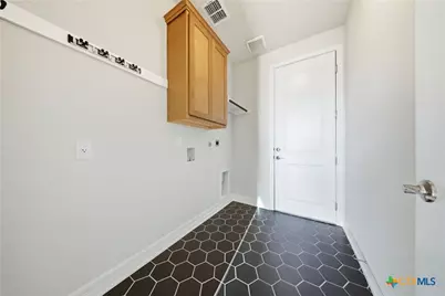662 Hidden View Street, New Braunfels, TX 78130 - Photo 20