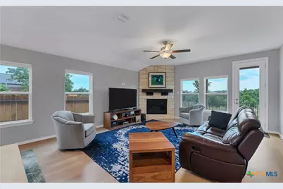1649 Ranch House, New Braunfels, TX 78132 - Photo 6