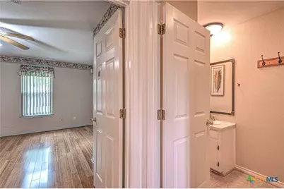 18 S College Avenue, Troy, TX 76579 - Photo 22