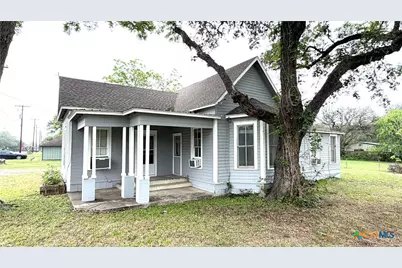 239 W High Street, Goliad, TX 77963 - Photo 12