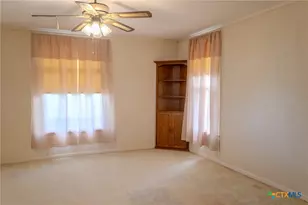239 W High St, Goliad, TX 77963 - Photo 30