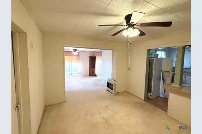 239 W High Street, Goliad, TX 77963 - Photo 22