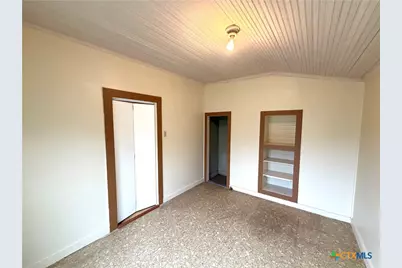 239 W High Street, Goliad, TX 77963 - Photo 36