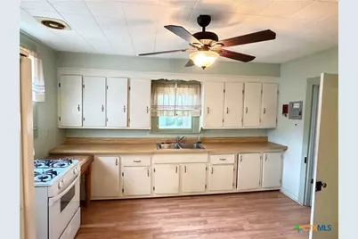 239 W High Street, Goliad, TX 77963 - Photo 26