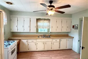 239 W High St, Goliad, TX 77963 - Photo 26