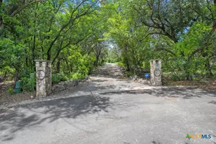 1 Wildwood Trail, New Braunfels, TX 78130 - Photo 6