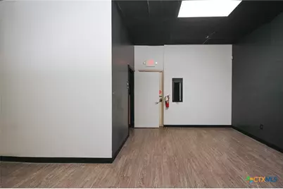 5212 N Navarro Street, Victoria, TX 77904 - Photo 14