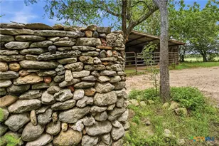 1883 Turkey Bottom Rd, Yoakum, TX 77984 - Photo 6