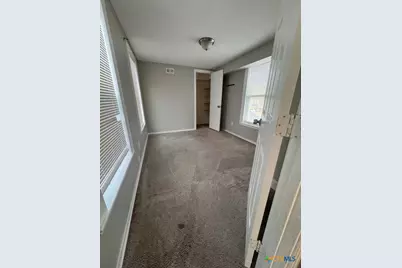 2001 S 9th Street, Temple, TX 76504 - Photo 10