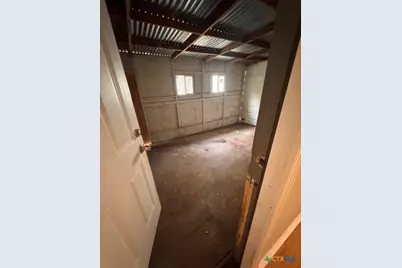 2001 S 9th Street, Temple, TX 76504 - Photo 12
