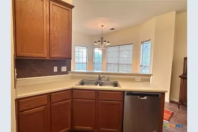 2050 Lisa Lane, San Marcos, TX 78666 - Photo 8