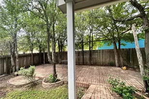 2050 Lisa Ln, San Marcos, TX 78666 - Photo 38