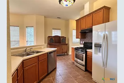 2050 Lisa Lane, San Marcos, TX 78666 - Photo 6