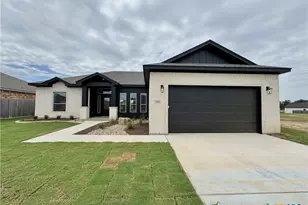 701 Golden Eagle Dr, Salado, TX 76571 - Photo 1