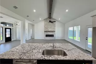 701 Golden Eagle Dr, Salado, TX 76571 - Photo 10