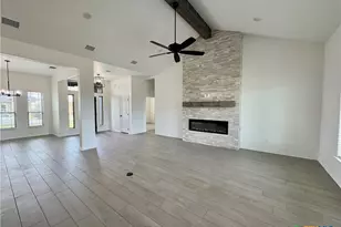 701 Golden Eagle Dr, Salado, TX 76571 - Photo 4