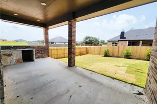 801 Golden Eagle Cv, Salado, TX 76571 - Photo 42