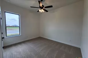 801 Golden Eagle Cv, Salado, TX 76571 - Photo 18