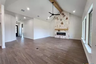 801 Golden Eagle Cv, Salado, TX 76571 - Photo 10