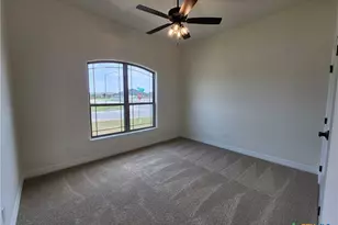 801 Golden Eagle Cv, Salado, TX 76571 - Photo 22
