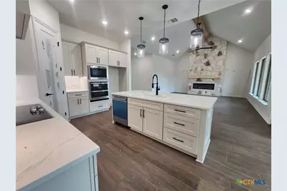 801 Golden Eagle Cove, Salado, TX 76571 - Photo 14
