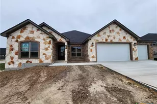 801 Golden Eagle Cv, Salado, TX 76571 - Photo 1