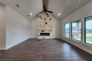801 Golden Eagle Cv, Salado, TX 76571 - Photo 6
