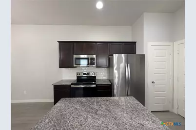 2237 Avery Village, New Braunfels, TX 78130 - Photo 8
