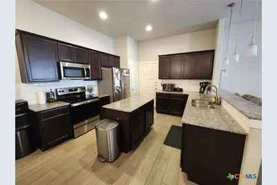 2237 Avery Village, New Braunfels, TX 78130 - Photo 8