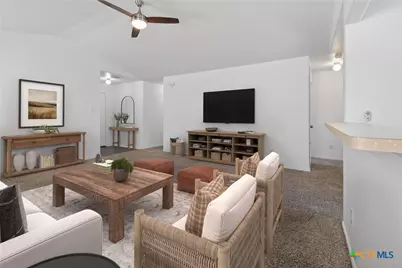 374 Copper Mountain, New Braunfels, TX 78130 - Photo 6