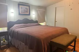 1635 County Rd 409, Stockdale, TX 78160 - Photo 12