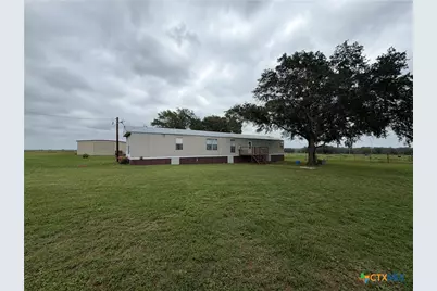 1635 County Road 409, Stockdale, TX 78160 - Photo 26