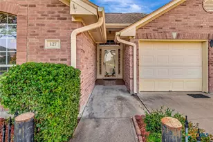 127 Tradewind Dr, Victoria, TX 77904 - Photo 4