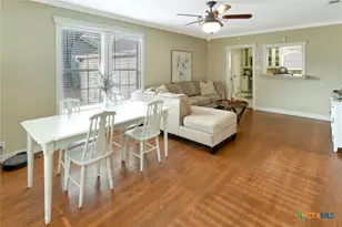 1702 N Vine St, Victoria, TX 77901 - Photo 8