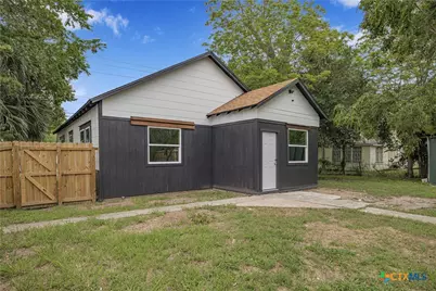 814 S Laurent Street, Victoria, TX 77901 - Photo 18
