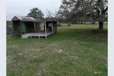 10772 State Highway 111, Edna, TX 77957 - Photo 4