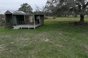 10772 State Hwy 111, Edna, TX 77957 - Photo 4