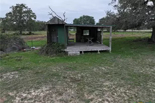 10772 State Hwy 111, Edna, TX 77957 - Photo 4