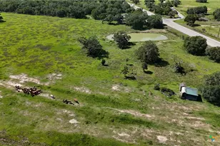 10772 State Hwy 111, Edna, TX 77957 - Photo 12