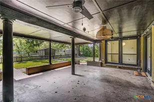 2303 N 15th St, Temple, TX 76501 - Photo 36