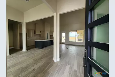 414 Hamer, Salado, TX 76571 - Photo 2
