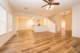 303 Crowfoot Dr, Harker Heights, TX 76548 - Photo 24