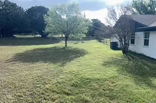 2807 Brinegar Rd, Copperas Cove, TX 76522 - Photo 2