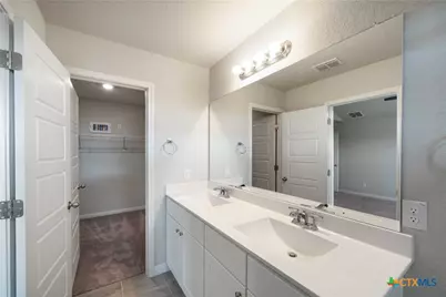 1374 Rios Bend Drive, New Braunfels, TX 78130 - Photo 14