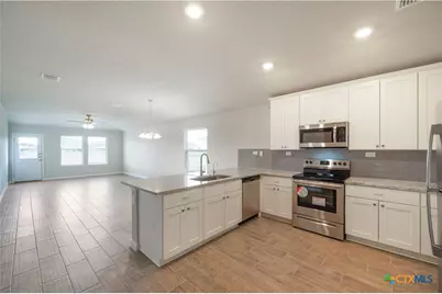 1374 Rios Bend Drive, New Braunfels, TX 78130 - Photo 4