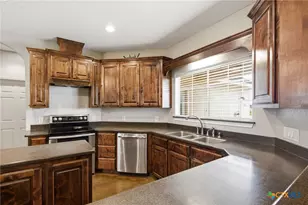 335 Co Rd 320, Edna, TX 77957 - Photo 8